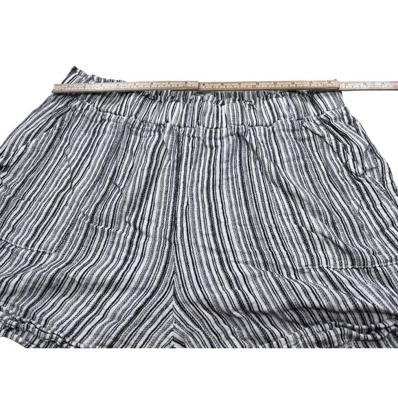 Time And Tru Womens Black & White Striped Shorts Size L - Picture 4 of 8